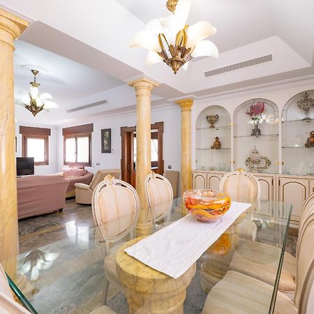 Cubo'S Villa Fina & Minigolf Included Malaga Ngoại thất bức ảnh